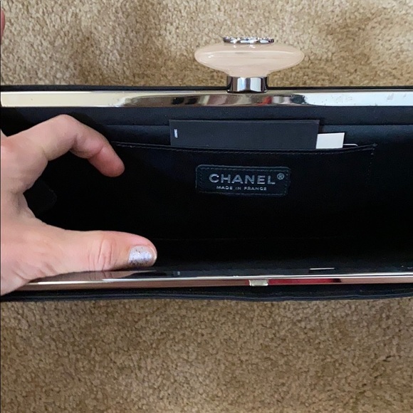 Brand new authentic will not negotiate - Picture 3 of 7